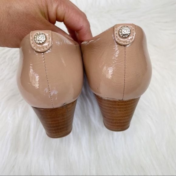 🎉SOLD🎉CLARKS Artisan VENDRA BLOOM WOMENS WEDGE PUMP Size 7 - Picture 15 of 16